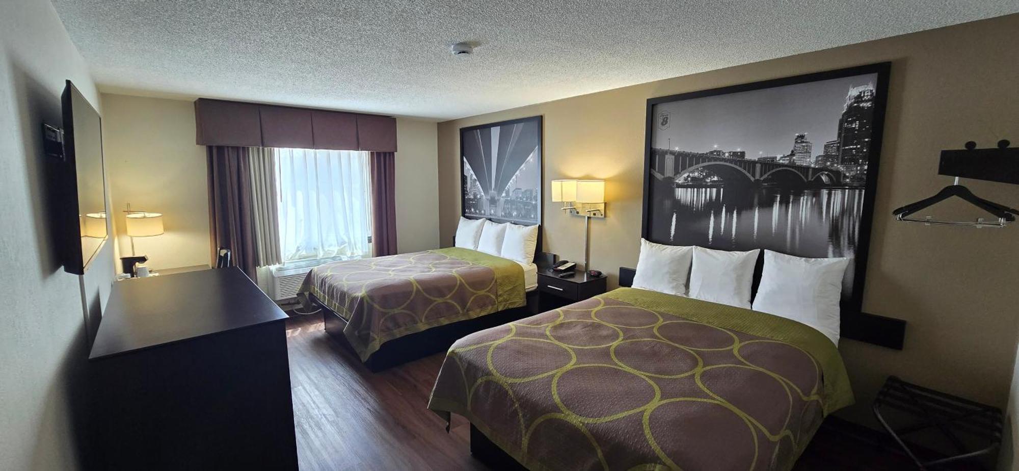 ซูเปอร์ 8 บาย วินด์แฮม โรเจอร์ส มินเนโซตา Hotel Rogers ภายนอก รูปภาพ